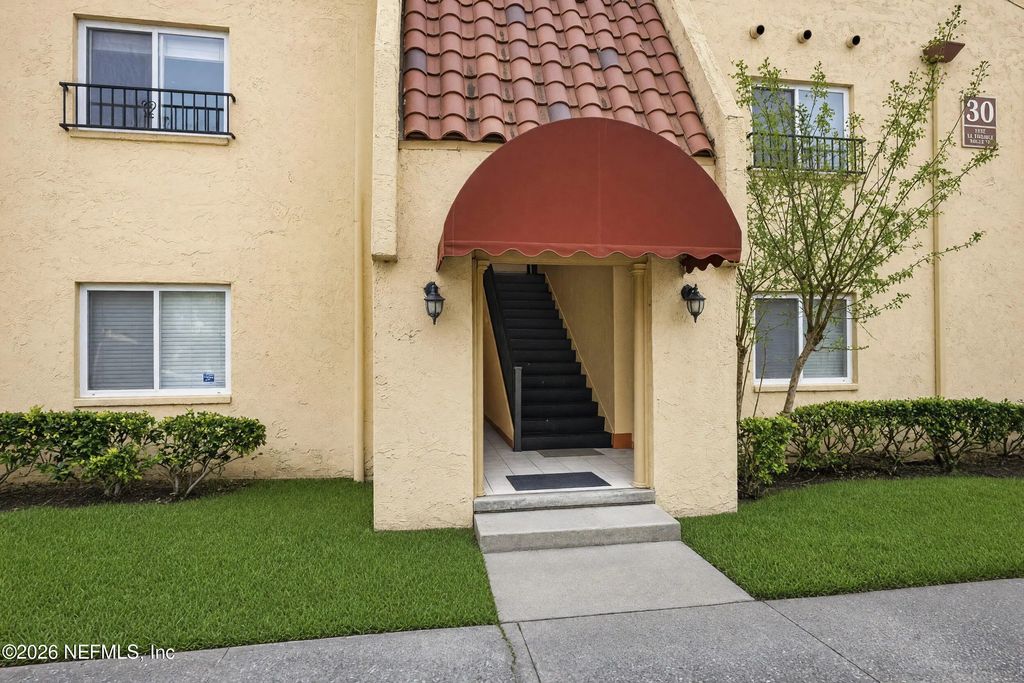 3878 La Mirada Drive N 3, Jacksonville