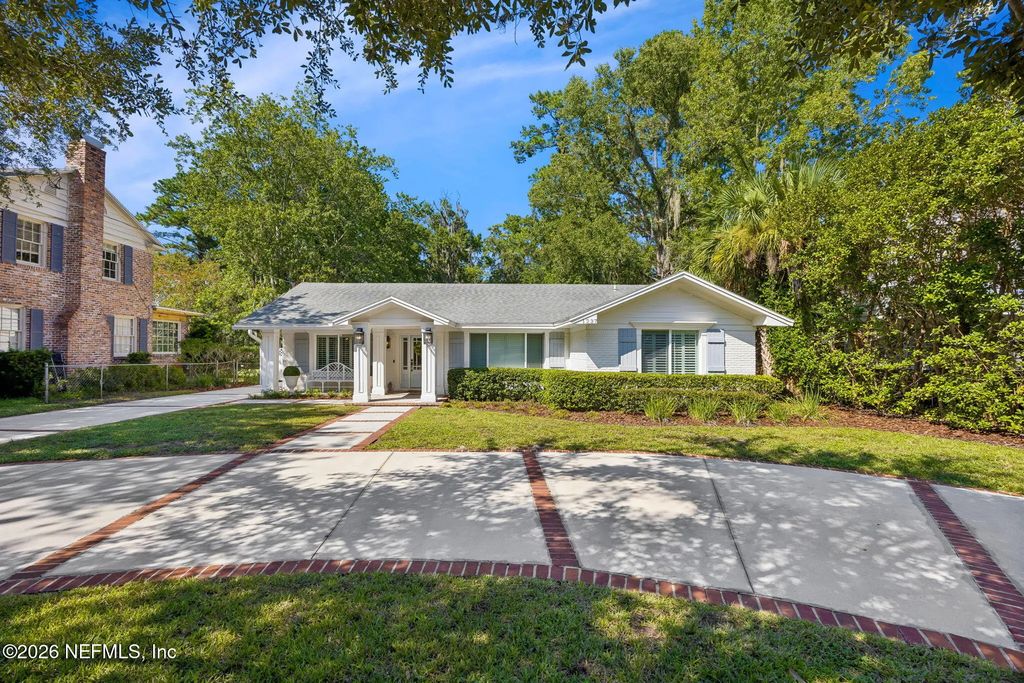 1237 Mapleton Road, Jacksonville