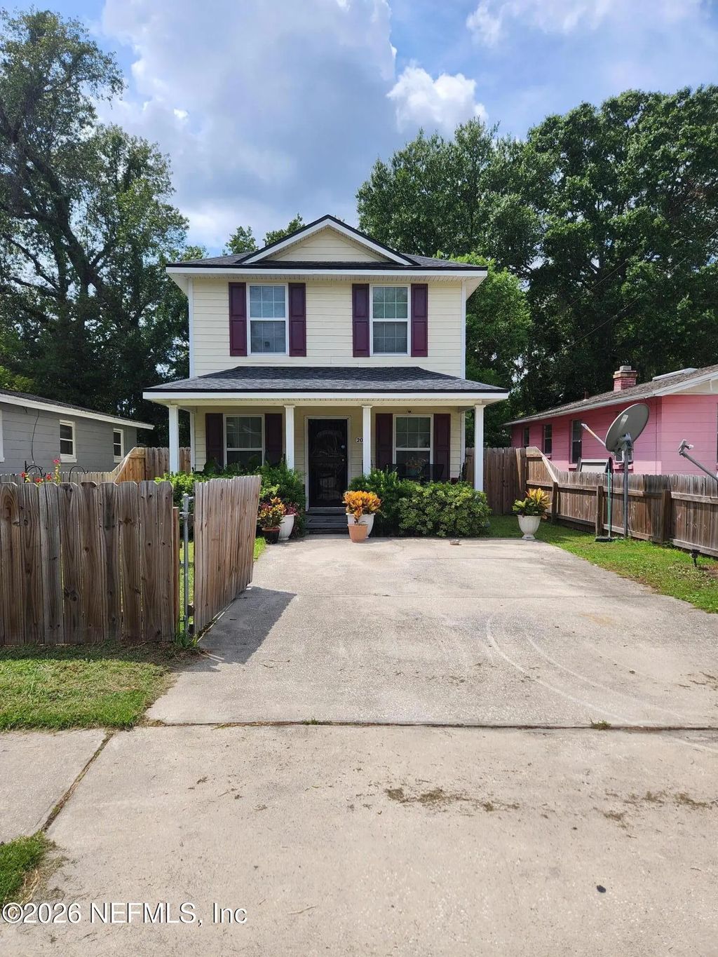 2016 Pullman Avenue, Jacksonville