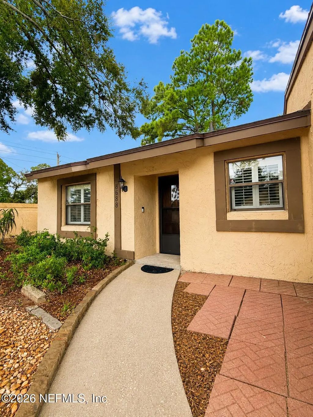 8688 Deermoss Way W, Jacksonville