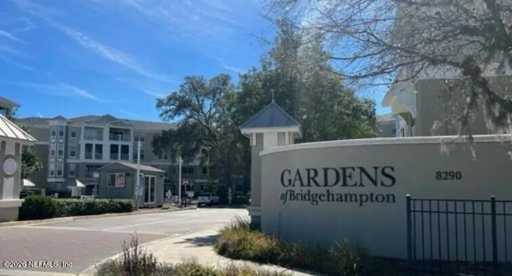 8290 Gate Parkway 135, Jacksonville