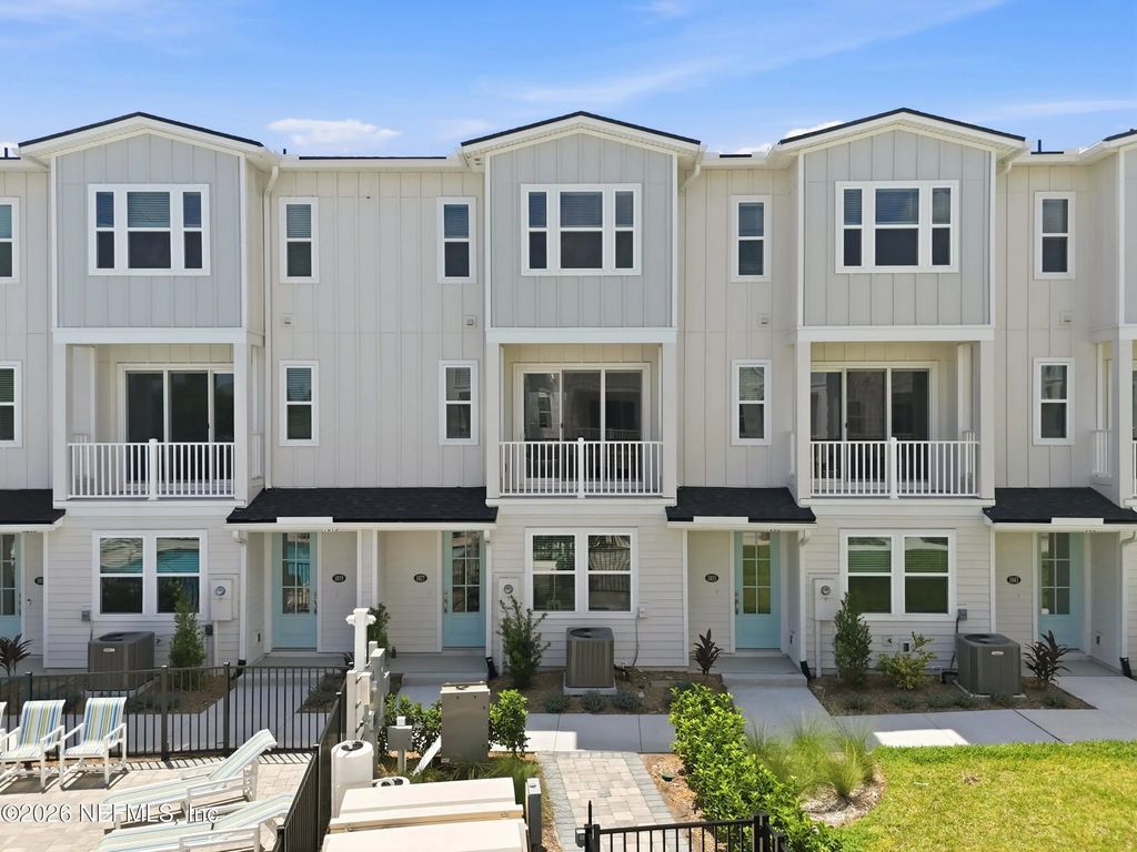 1027 N 1st Avenue N, Jacksonville Beach