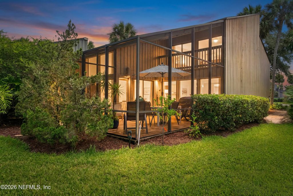 10017 Sawgrass Drive E, Ponte Vedra Beach