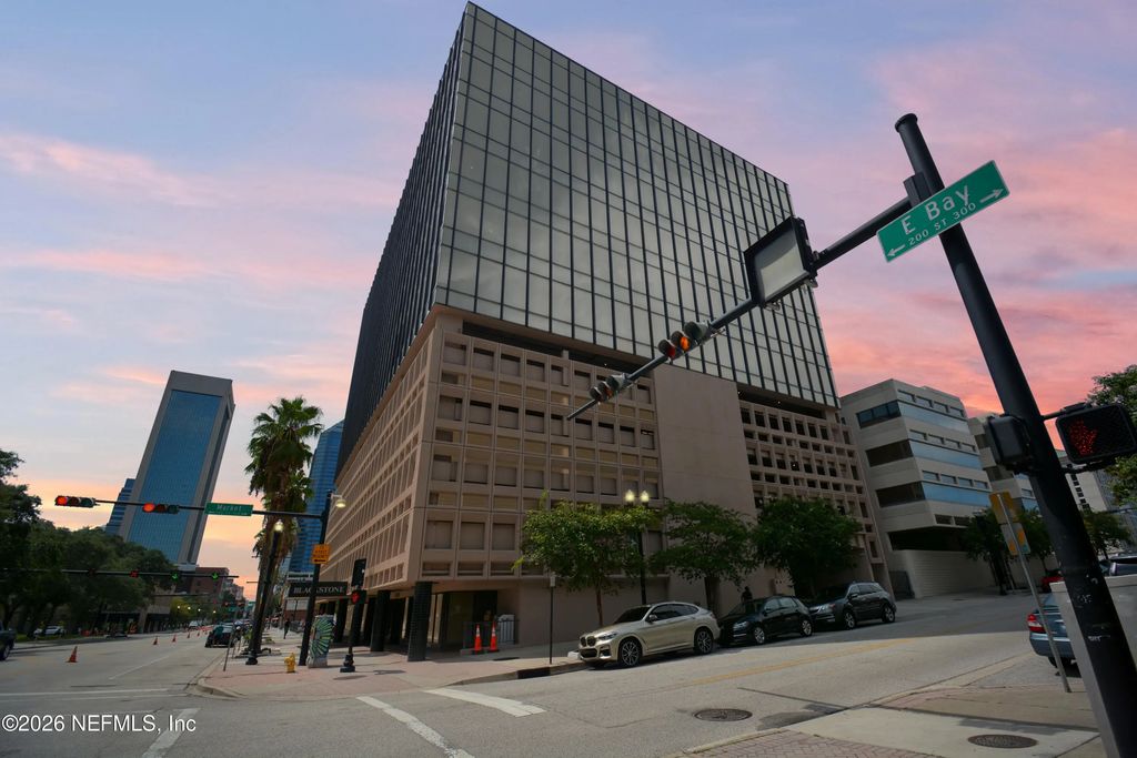 233 E Bay Street L-04, Jacksonville