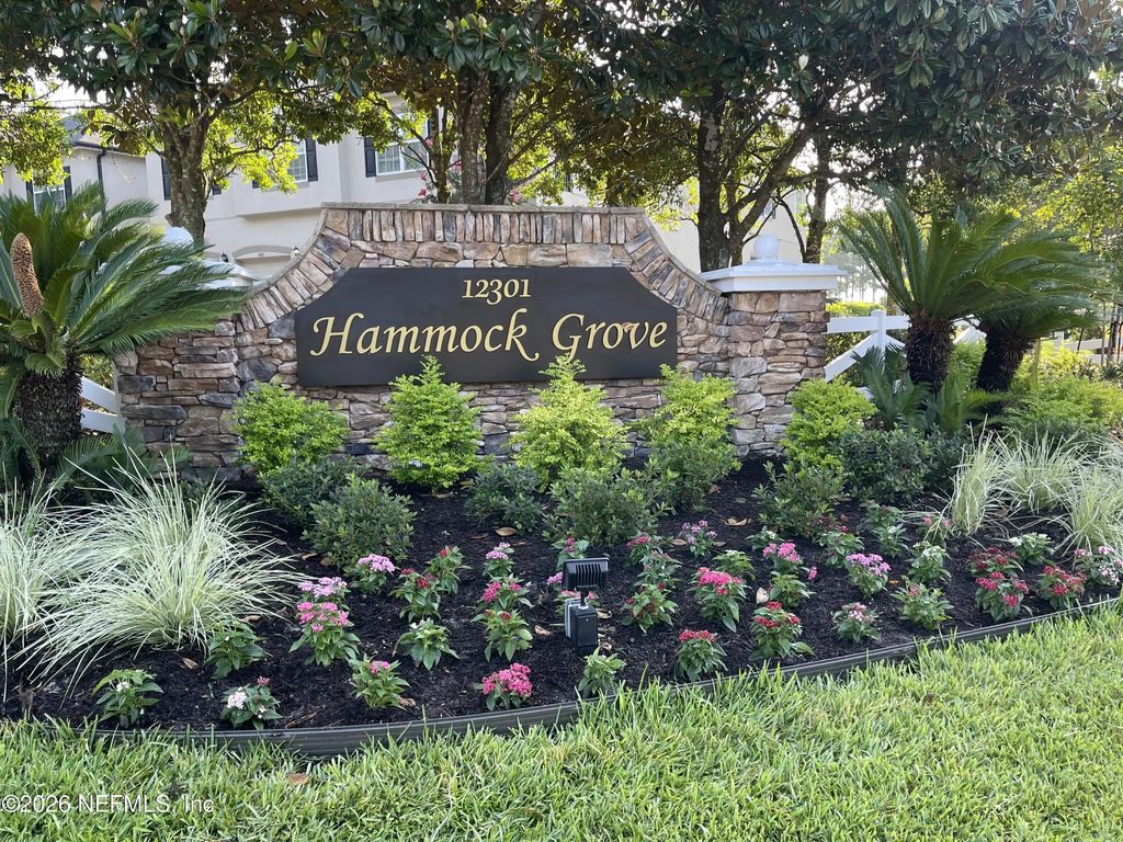 12301 Kernan Forest Boulevard 803, Jacksonville