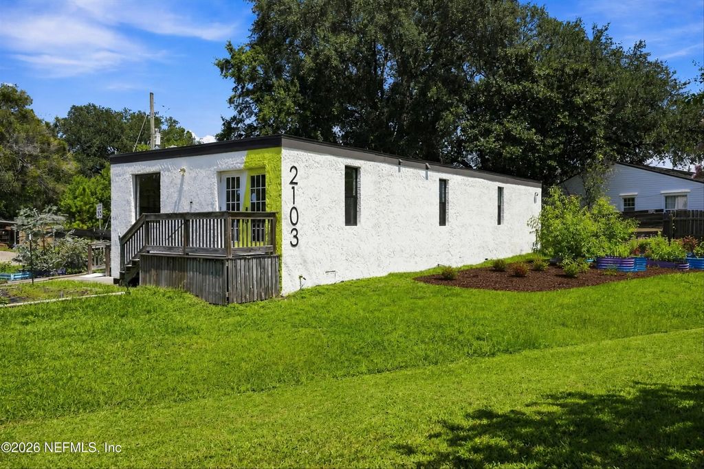 2103 Atlantic Boulevard, Jacksonville