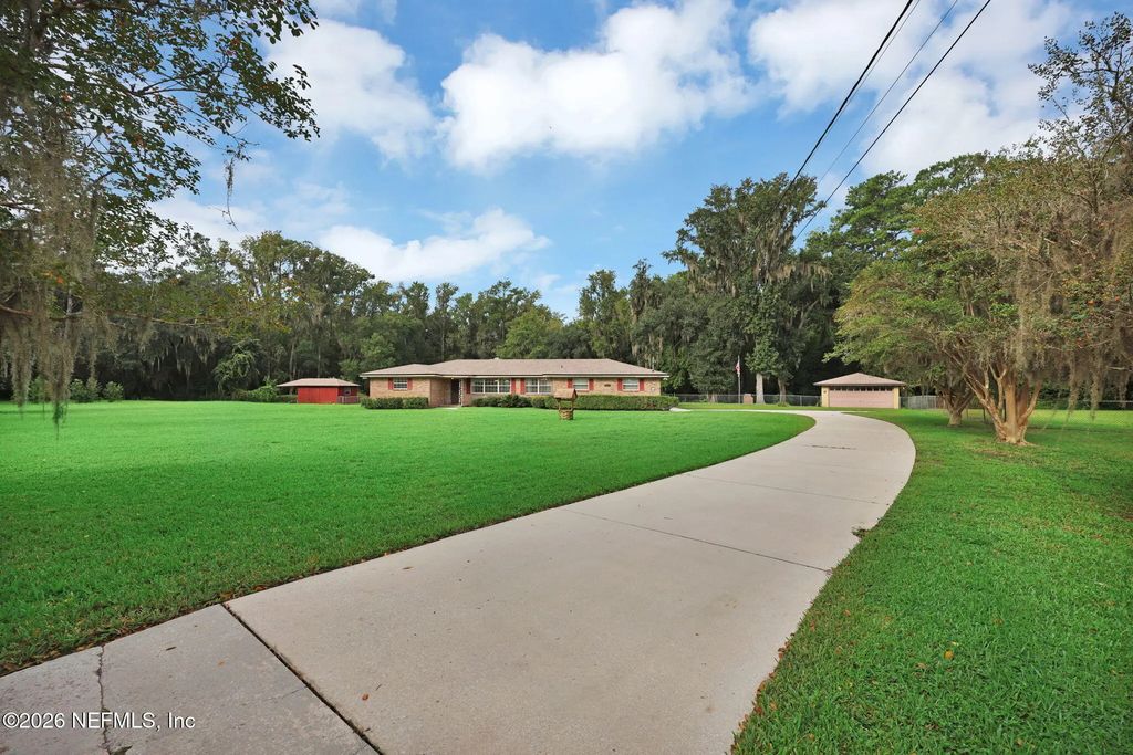 10824 W Windy Gale Drive W, Jacksonville