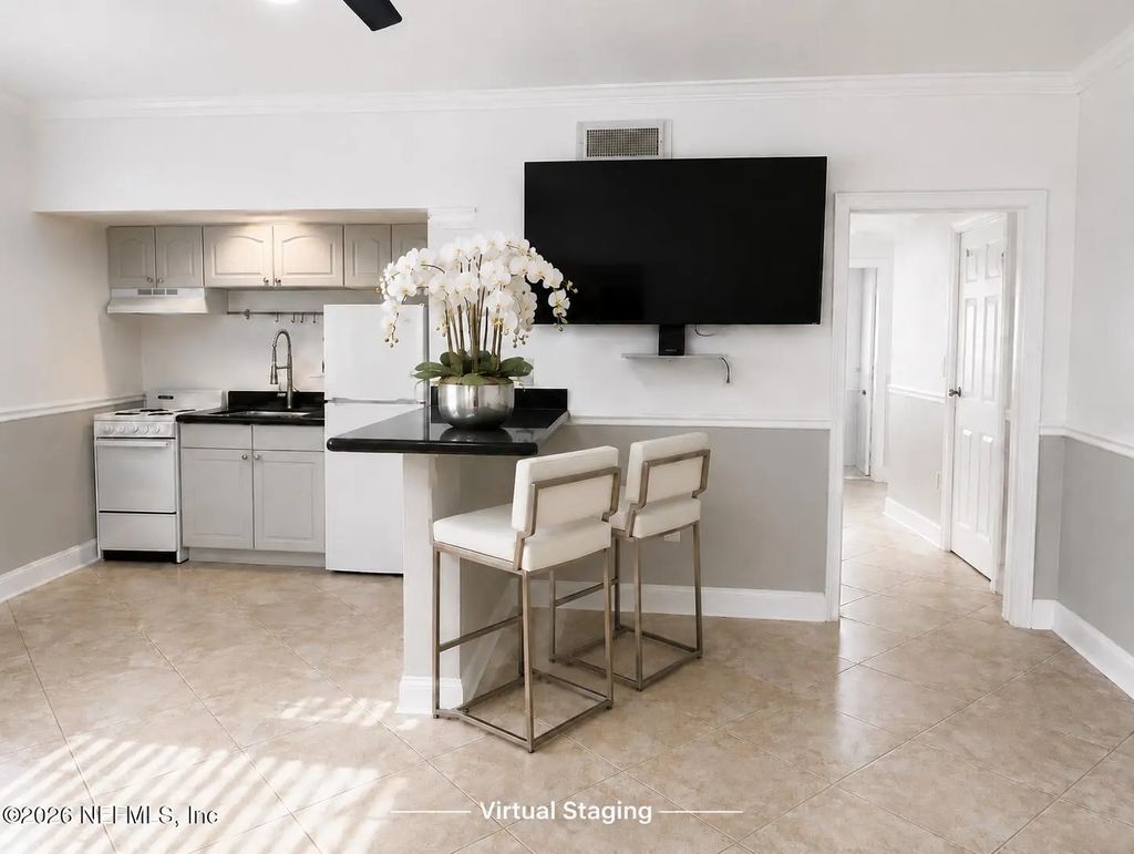 311 W Ashley Street 1502, Jacksonville