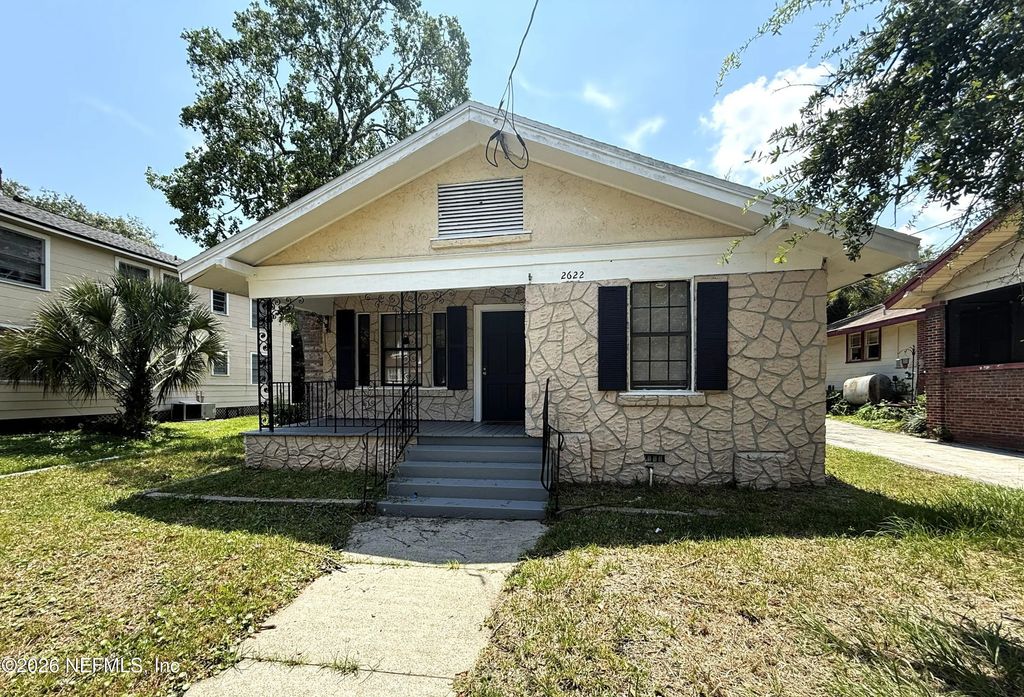 2622 College Street, Jacksonville