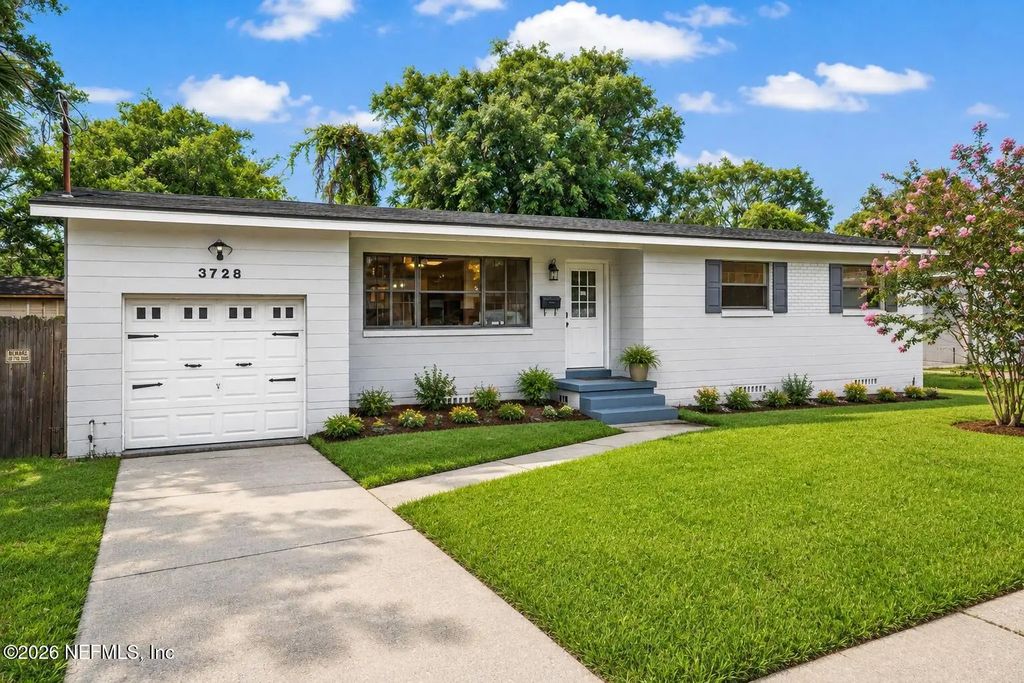 3728 Rogero Road, Jacksonville