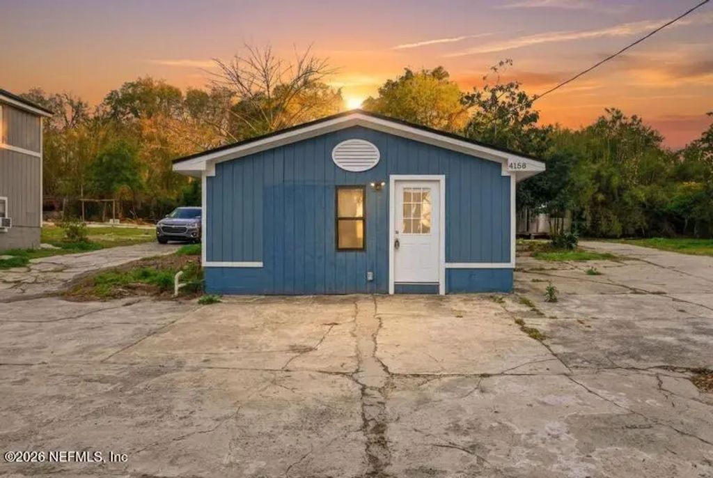 4158 Trout River Boulevard, Jacksonville