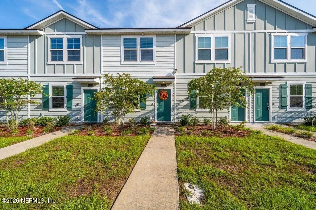 8241 Watercourse Way, Jacksonville