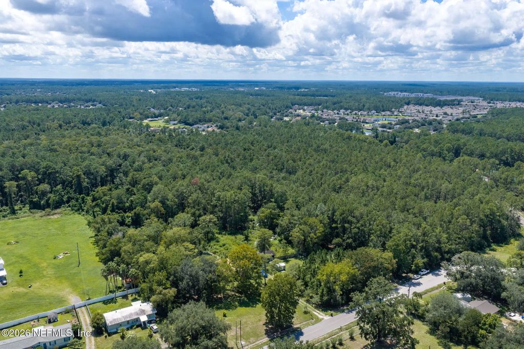 9296 Hipps Road, Jacksonville