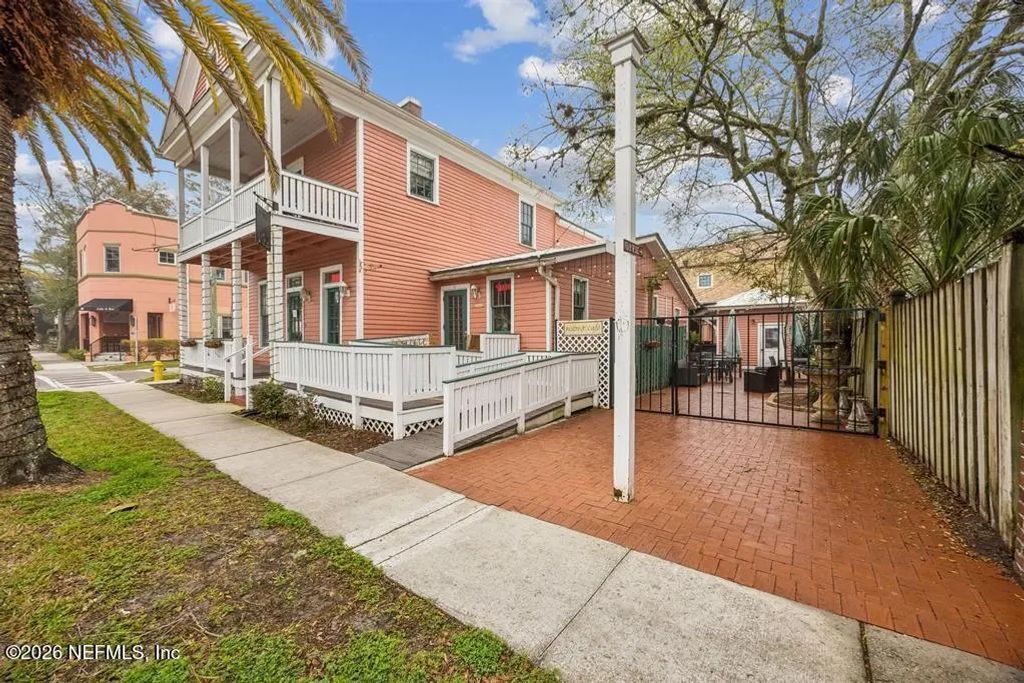 218 Ash Street, Fernandina Beach