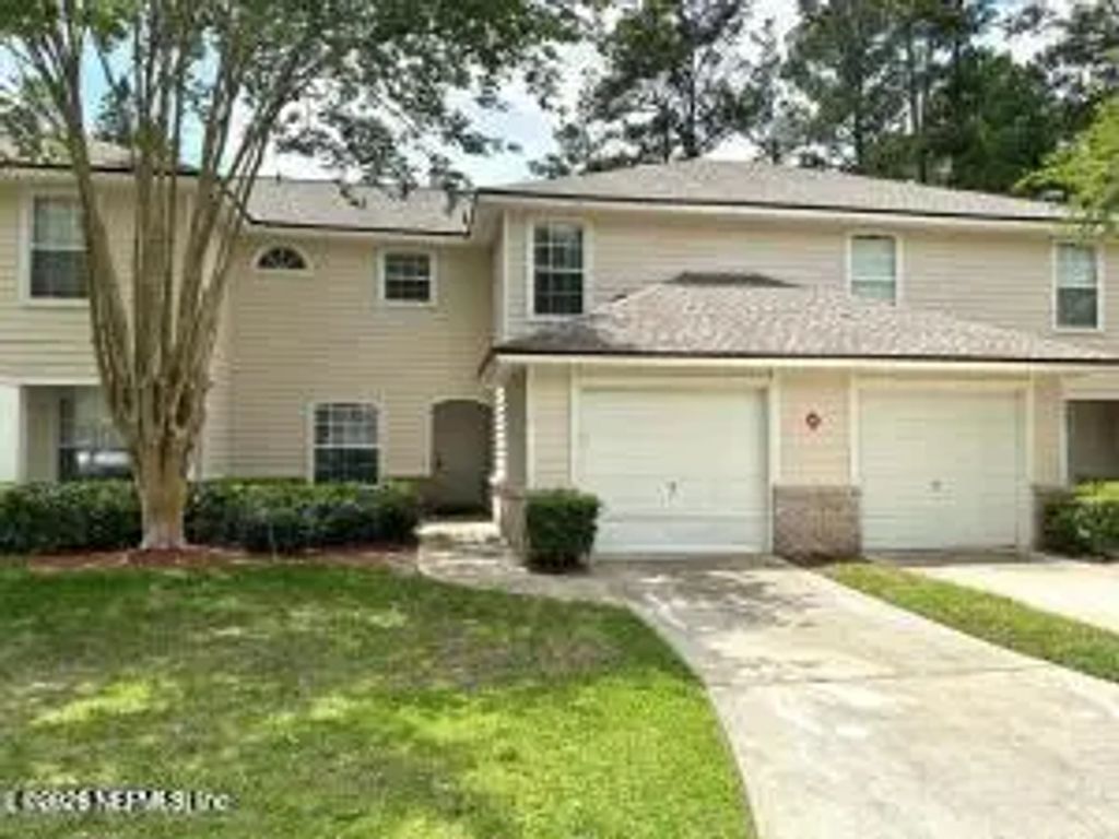 165 Southern Bridge Boulevard 4, St. Johns
