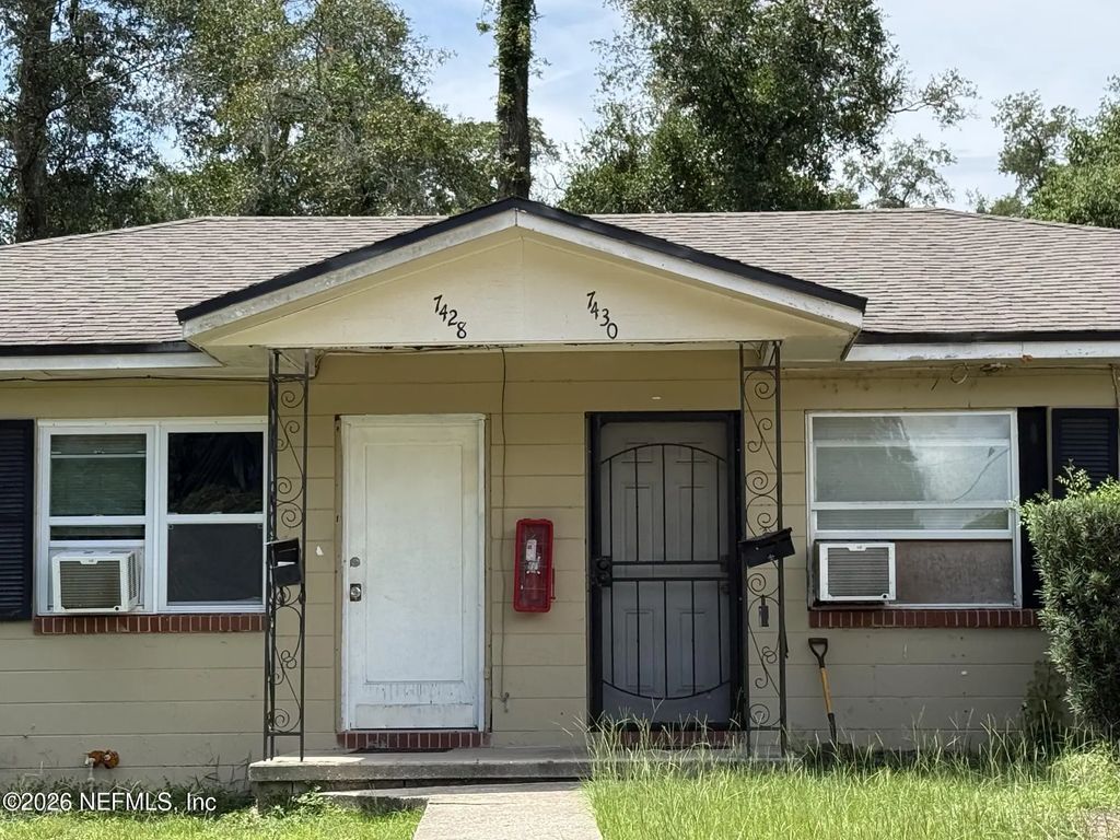 7428/7430 Grant Avenue, Jacksonville