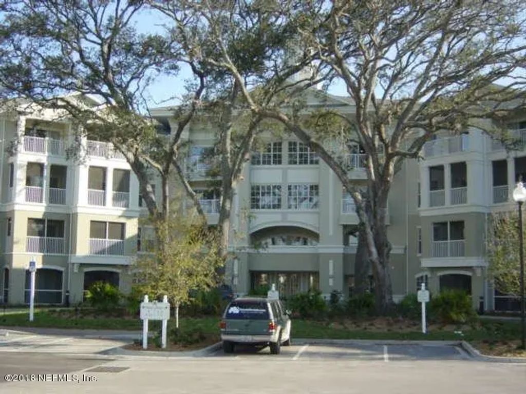8290 Gate Parkway W 708, Jacksonville