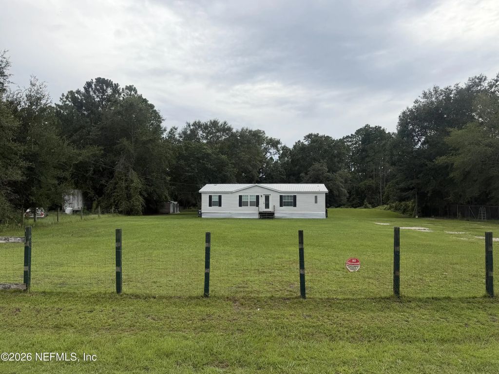4795 Dandelion Street, Middleburg