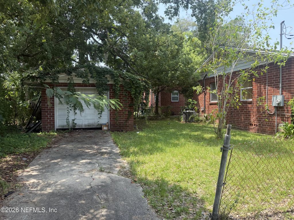 4225 Springfield Boulevard, Jacksonville