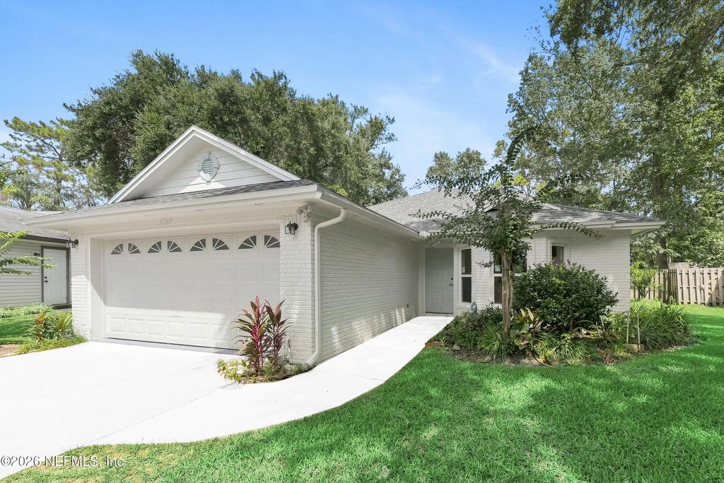 3739 Sanctuary Way N, Jacksonville Beach