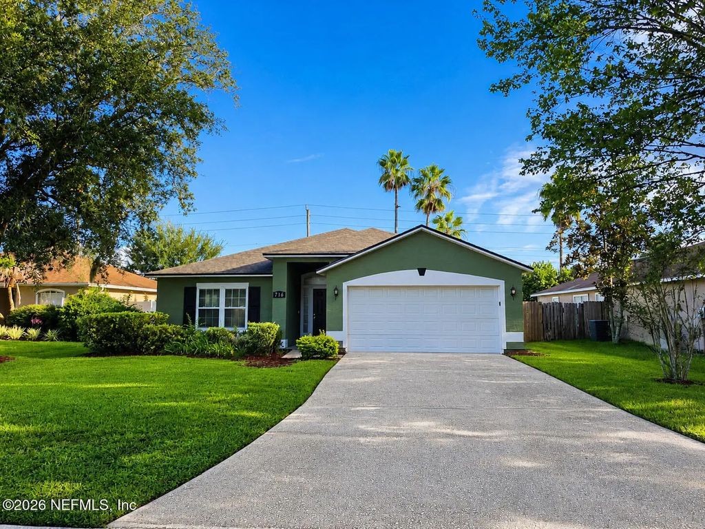716 Lake Geneva Drive, St. Augustine