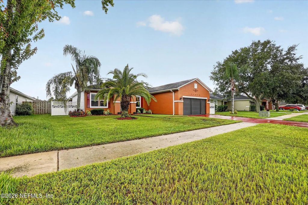 11518 Brian Lakes Drive N, Jacksonville