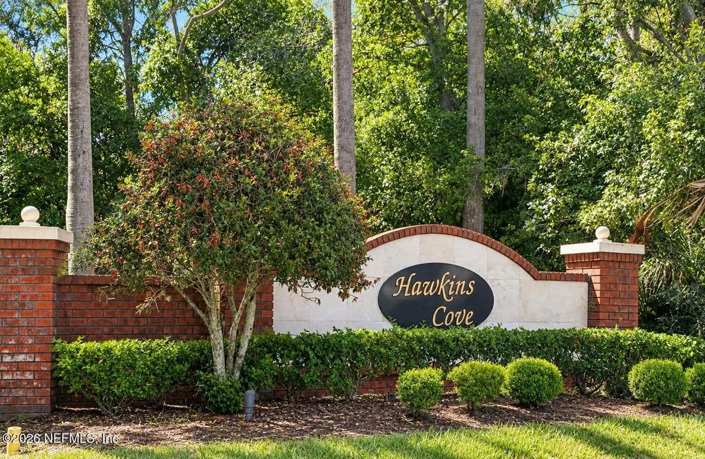 1824 Hawkins Cove Drive W, Jacksonville
