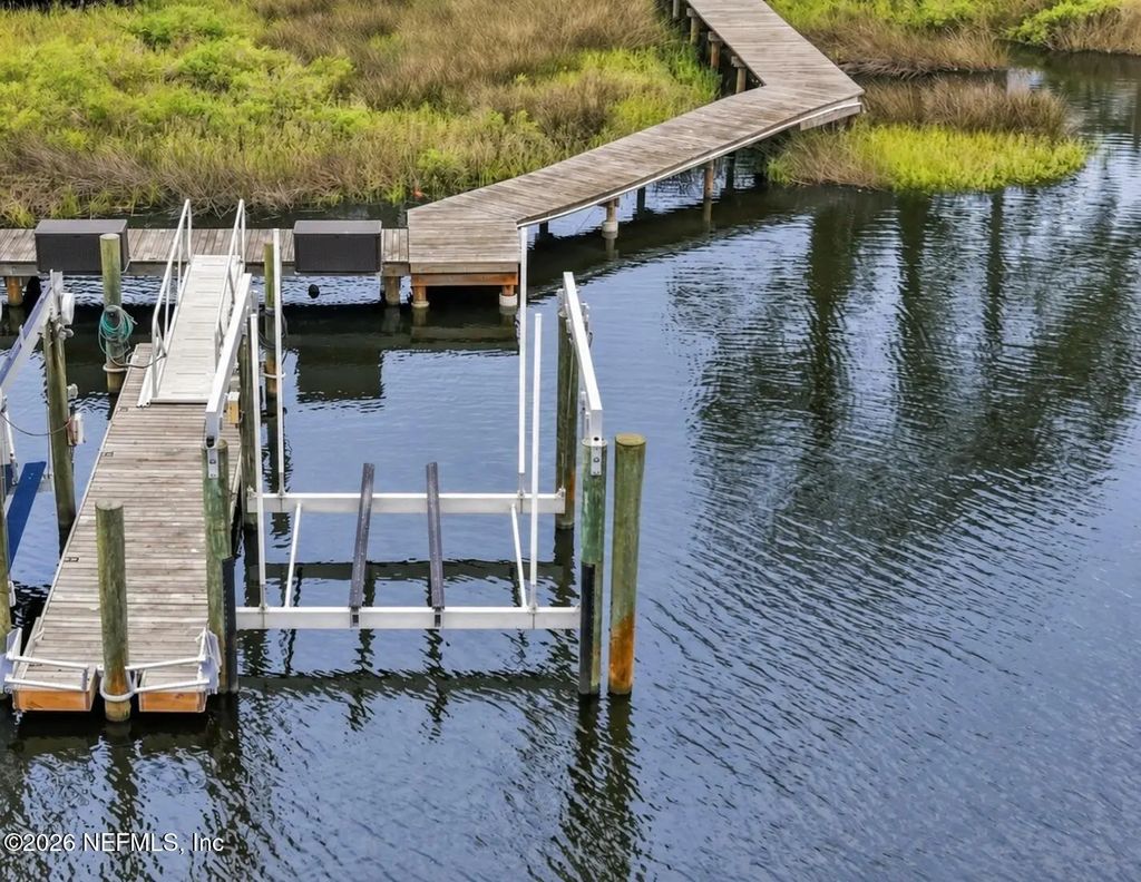 3359 Lighthouse Point Lane, Jacksonville