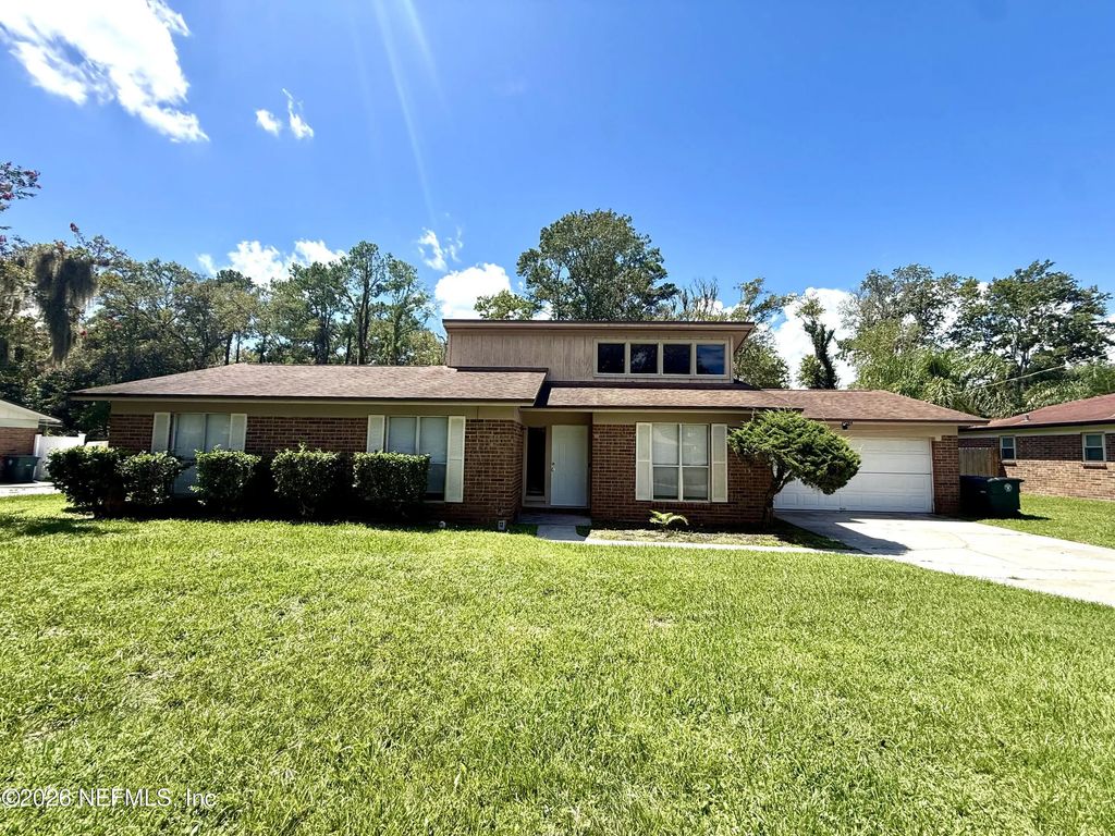 12744 Burning Tree Lane W, Jacksonville