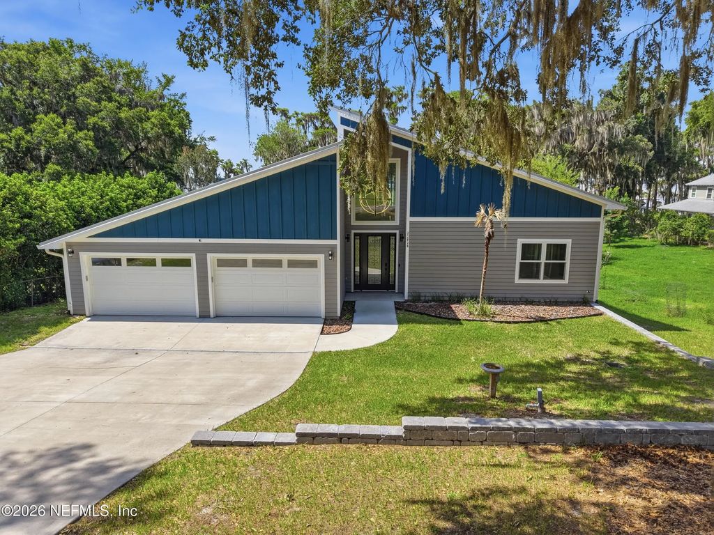 22826 Ne 69th Avenue, Melrose