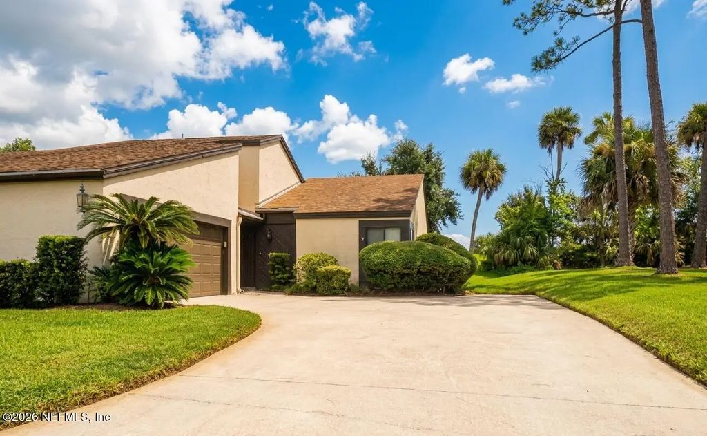 7841 Baymeadows Circle W, Jacksonville