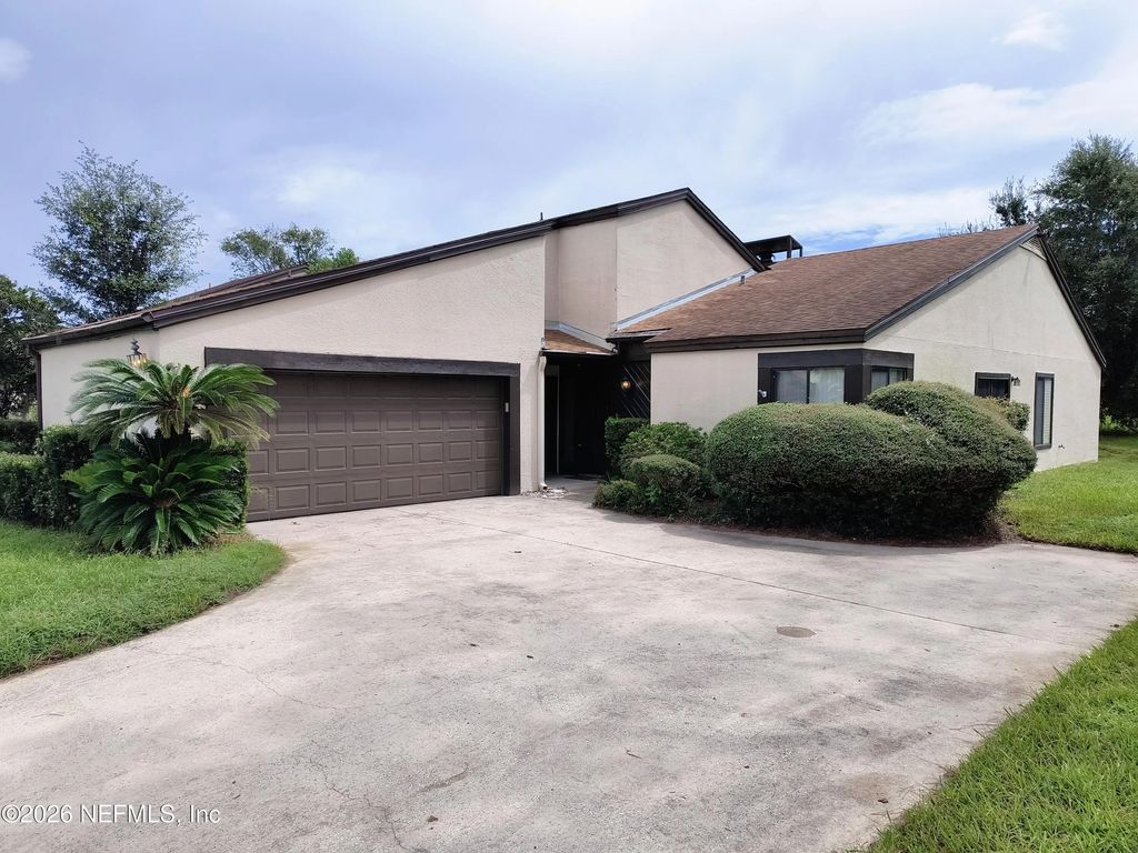 7841 Baymeadows Circle W, Jacksonville