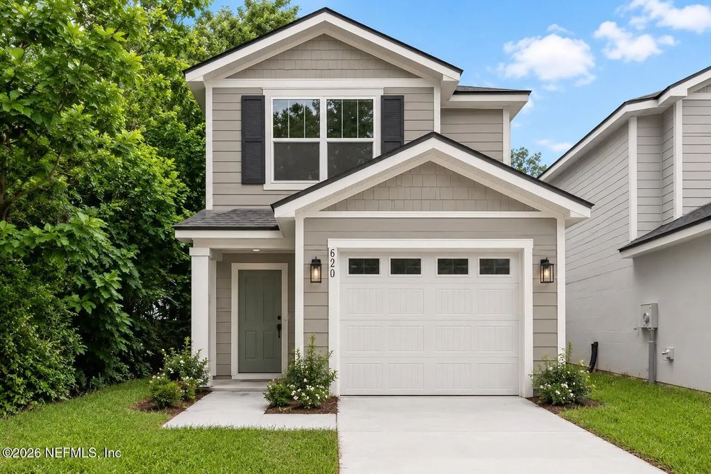 8408 Berry Avenue, Jacksonville