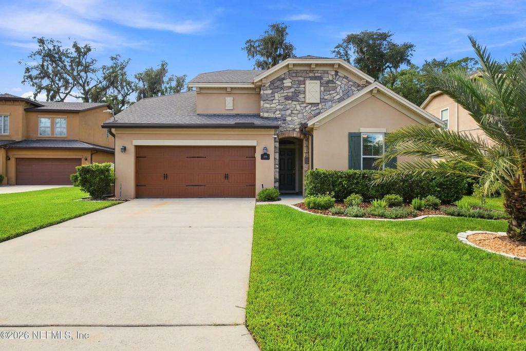 598 Amber Creek Drive, Jacksonville