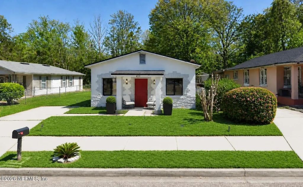 4729 Paris Avenue, Jacksonville