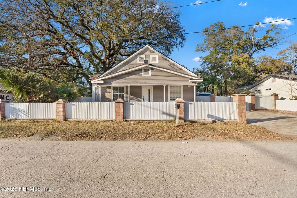 1005 E 14th Street, Jacksonville