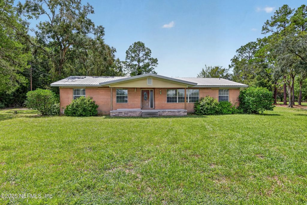 6824 James Britt Road, Glen St. Mary