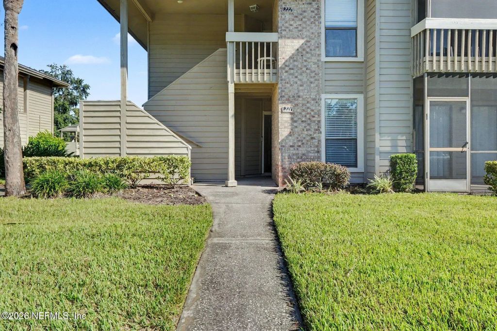 10200 Belle Rive Boulevard 221, Jacksonville