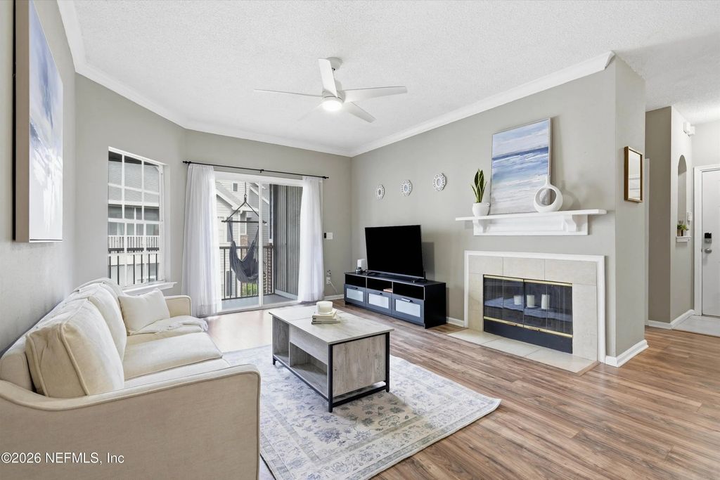 10000 Gate Parkway N 1824, Jacksonville