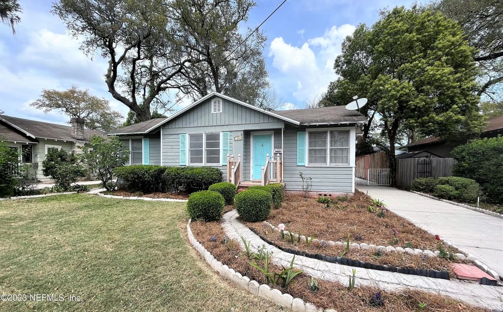 4233 Colonial Avenue, Jacksonville