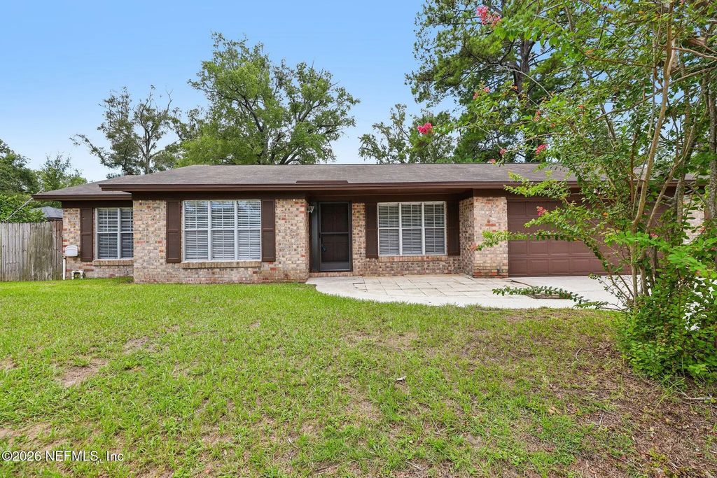 8364 Pointer Drive N, Jacksonville