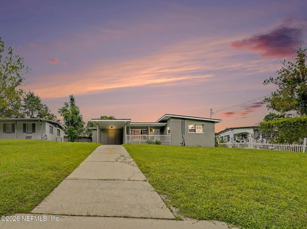 8061 Delaroche Drive, Jacksonville