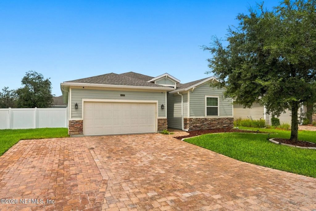 16247 Blossom Lake Drive, Jacksonville