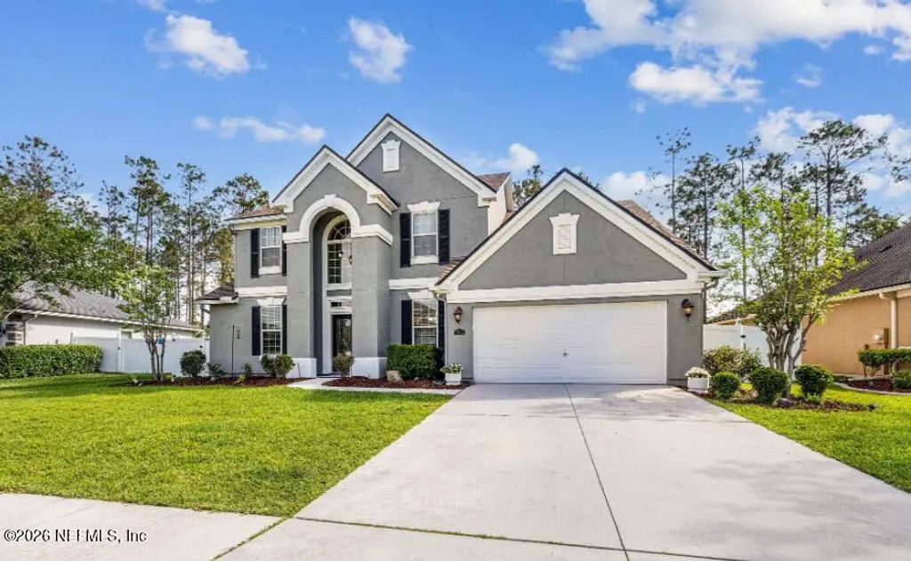 1072 Merlin Point, Middleburg