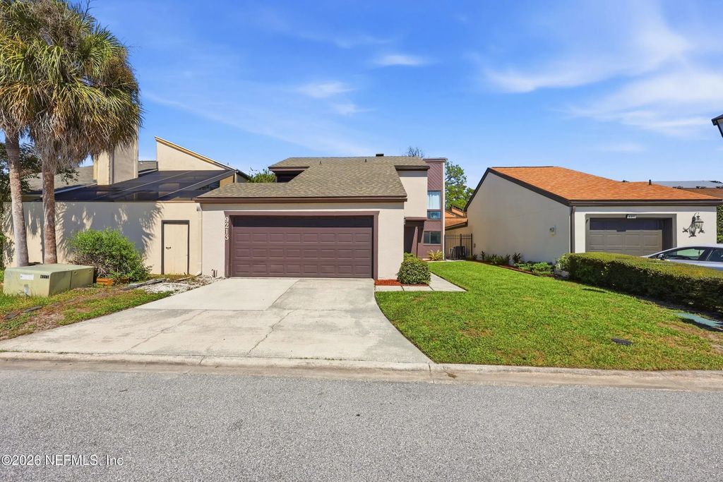 9213 Inverrary Court, Jacksonville