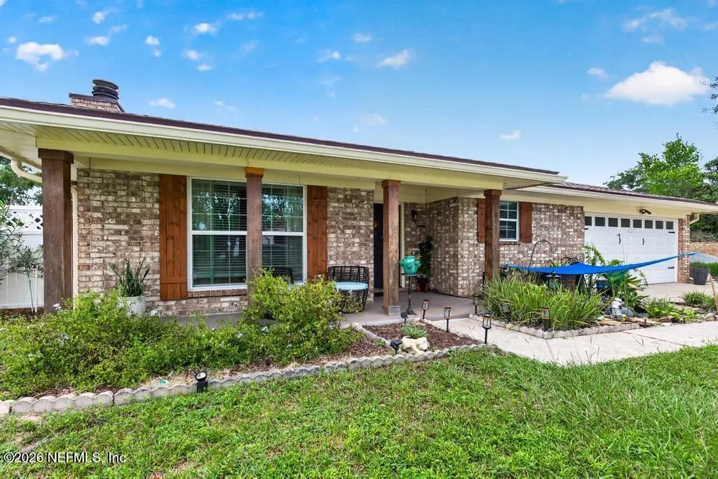 8957 Winrock Drive N, Jacksonville