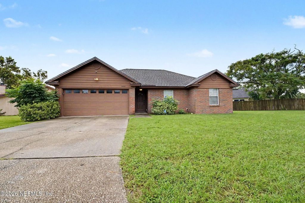 8468 Pikes Peak Drive N, Jacksonville