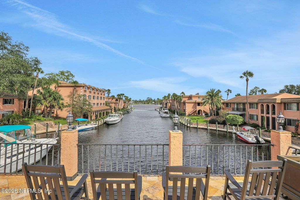 5375 Ortega Farms Boulevard 1106, Jacksonville