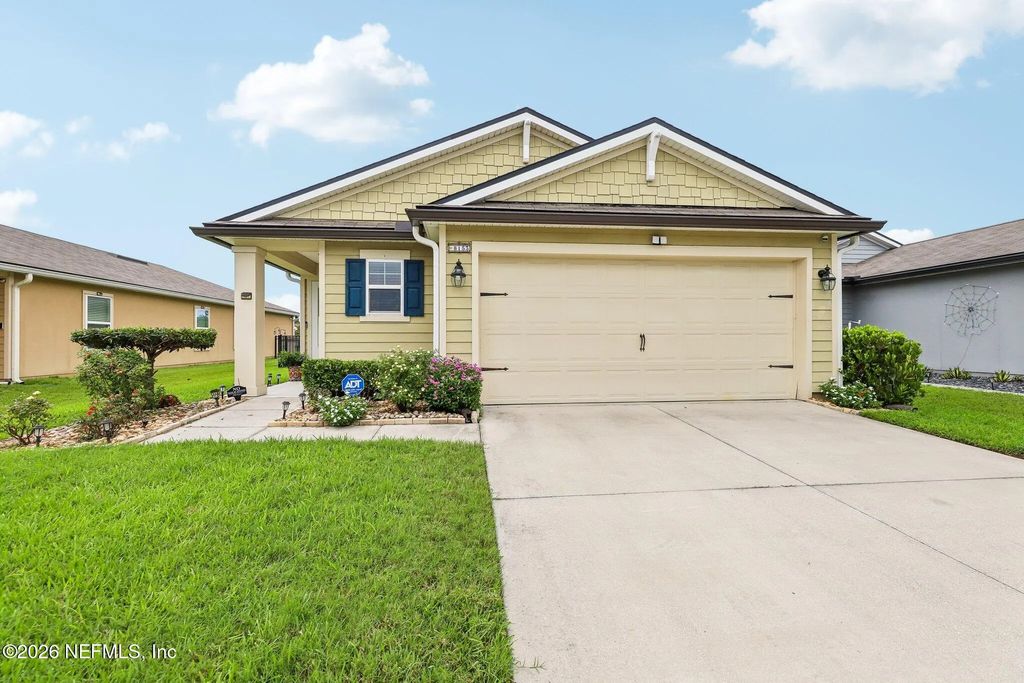 8153 Meadow Walk Lane, Jacksonville