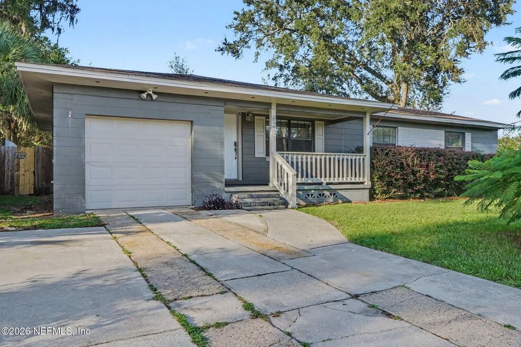 6211 Sage Drive, Jacksonville